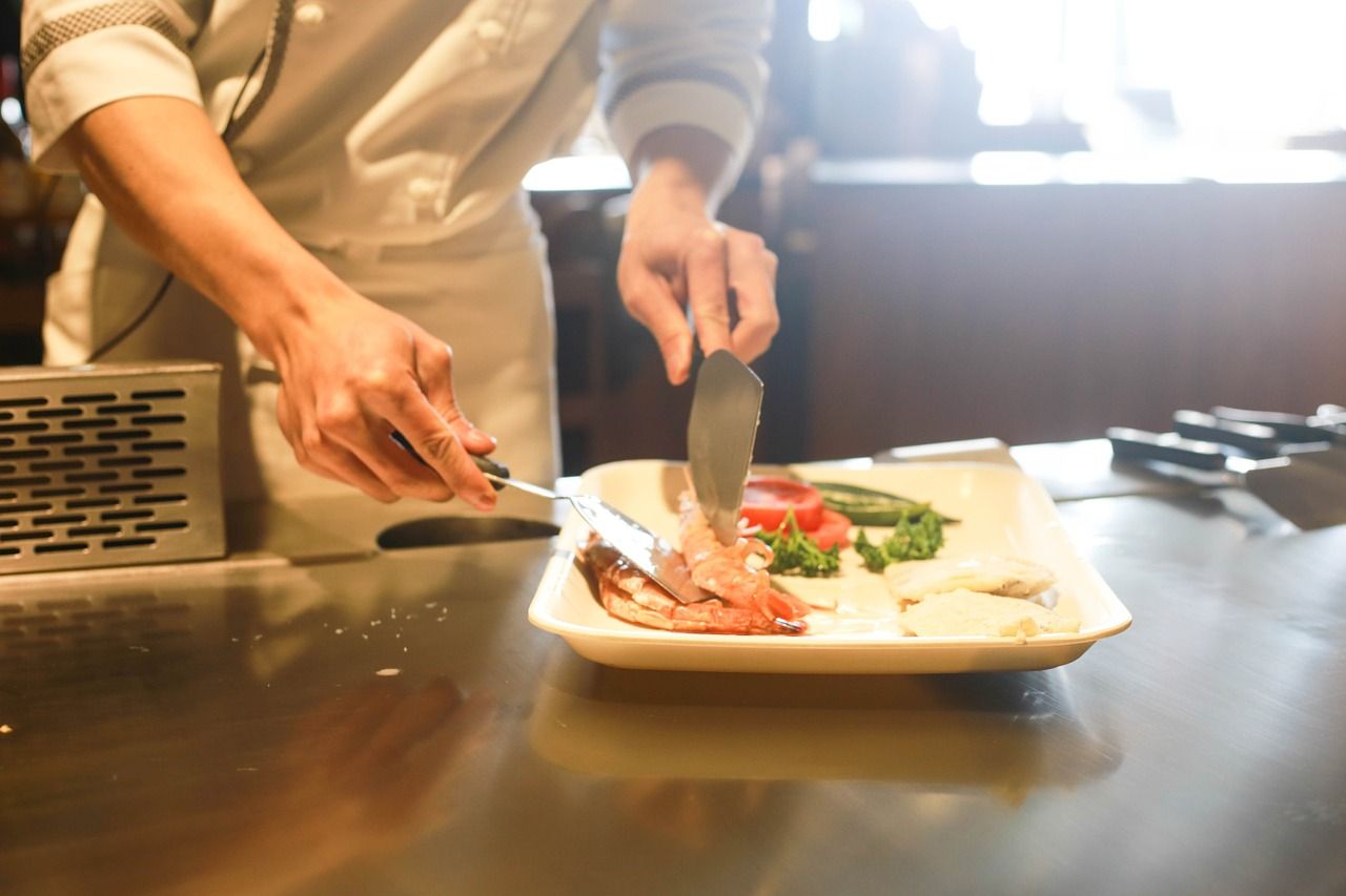 Jak jakość sprzętu kuchennego wpływa na smak dań?
