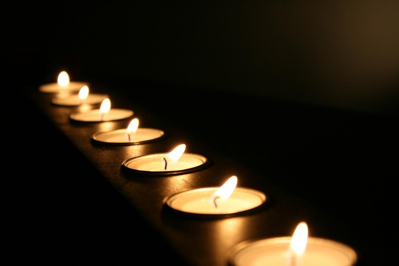 Domowa aromaterapia – woski czy świeczki zapachowe