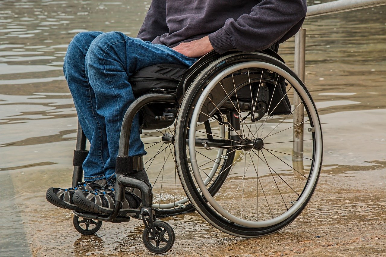 Jak pomóc niepełnosprawnym w wejściu na rynek pracy?